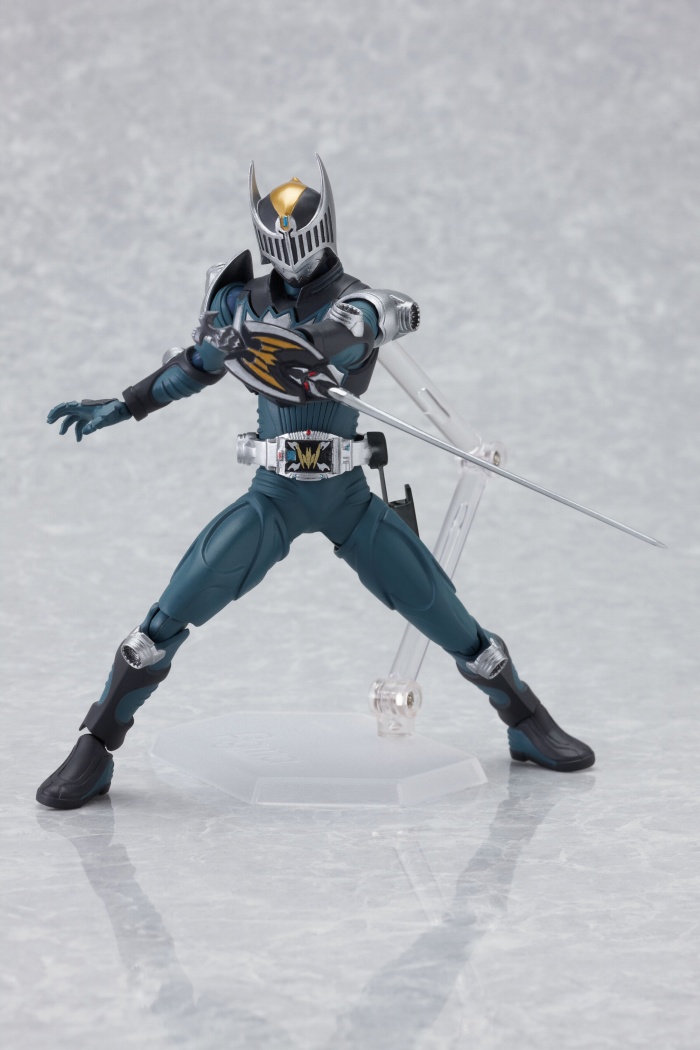 figma「仮面ライダー ウイングナイト」のフィギュア画像