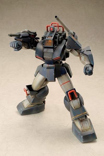 太陽の牙ダグラム「レジンキット 1/72 ダグラム武装強化型B」のフィギュア画像