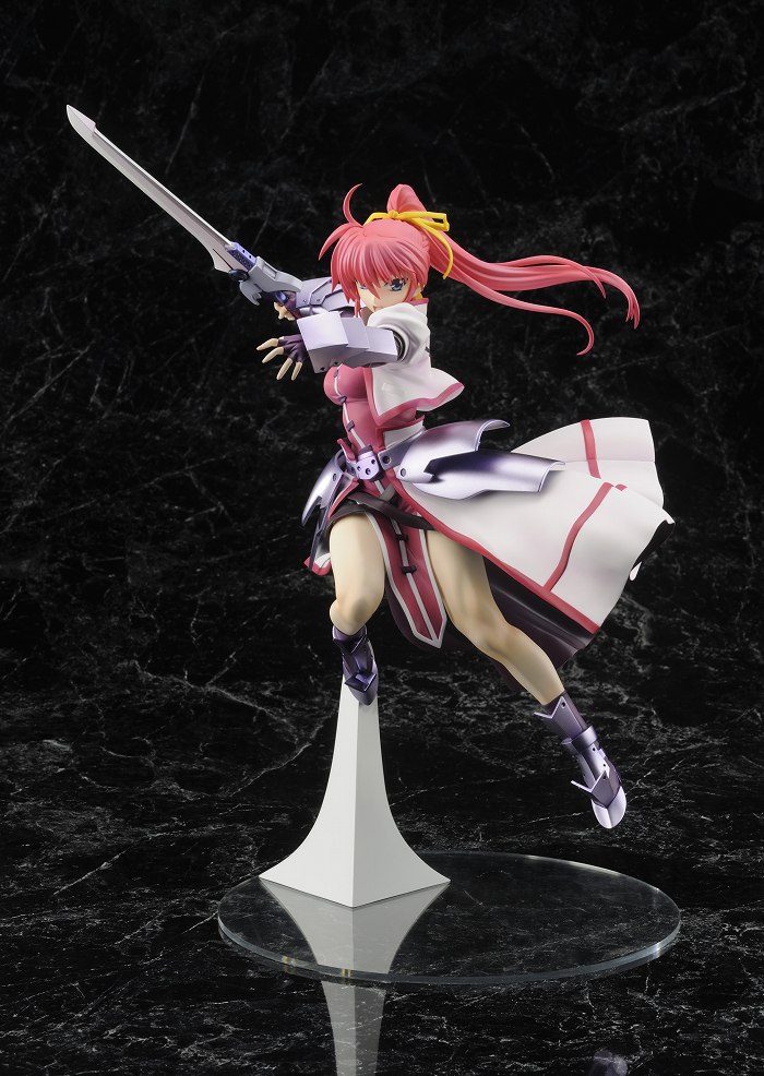 「魔法少女リリカルなのは The MOVIE 2nd A's」シグナム-Der Stolz sogar eines Ritters-のフィギュア画像