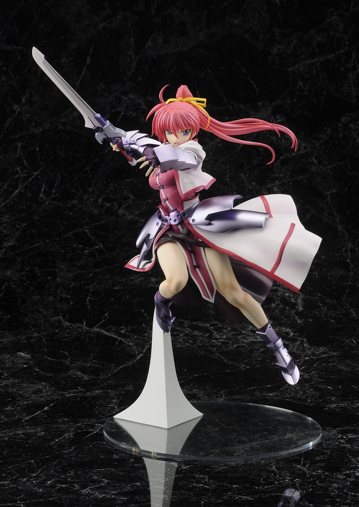 「魔法少女リリカルなのは The MOVIE 2nd A's」シグナム-Der Stolz sogar eines Ritters-のフィギュア画像