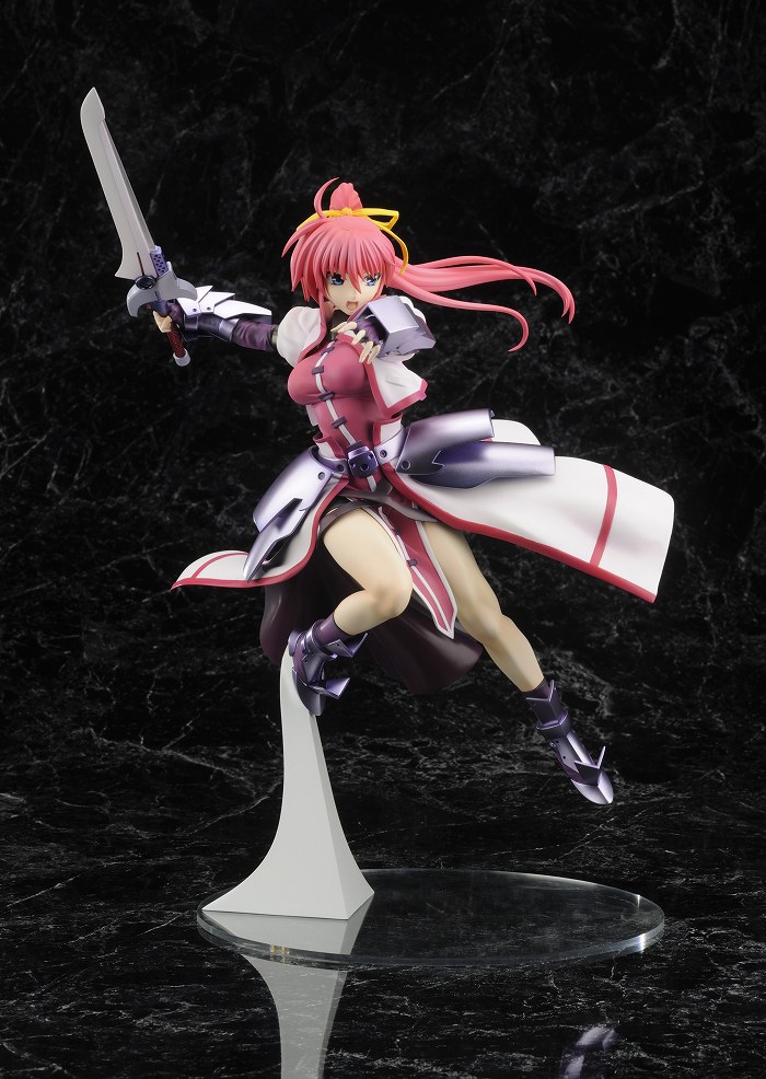 「魔法少女リリカルなのは The MOVIE 2nd A's」シグナム-Der Stolz sogar eines Ritters-のフィギュア画像