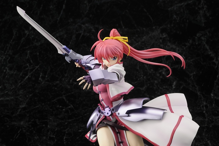 「魔法少女リリカルなのは The MOVIE 2nd A's」シグナム-Der Stolz sogar eines Ritters-のフィギュア画像