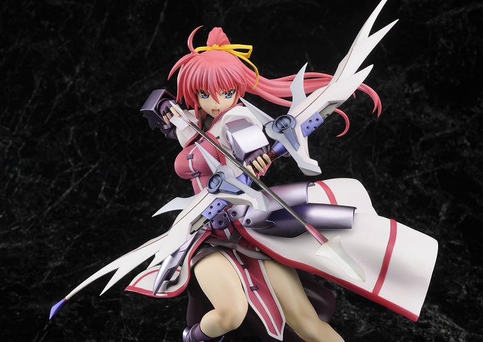 「魔法少女リリカルなのは The MOVIE 2nd A's」シグナム-Der Stolz sogar eines Ritters-のフィギュア画像