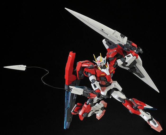 「MG 1/100 ダブルオーガンダム　セブンソード/G インスペクション」のフィギュア画像