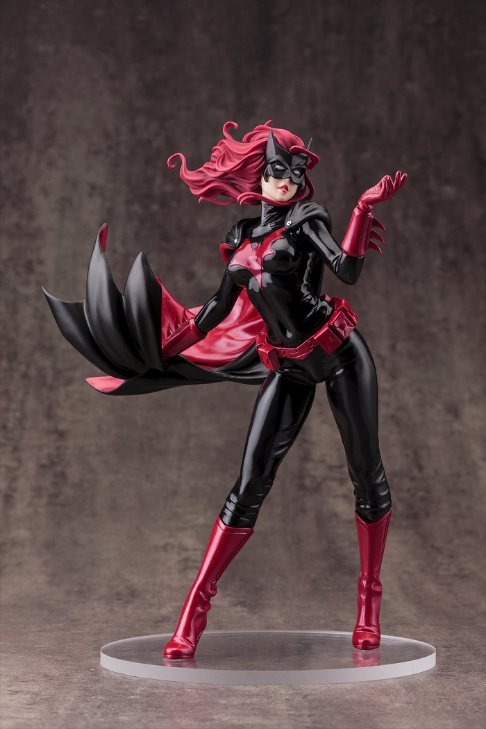 DC COMICS美少女 バットウーマンのフィギュア画像