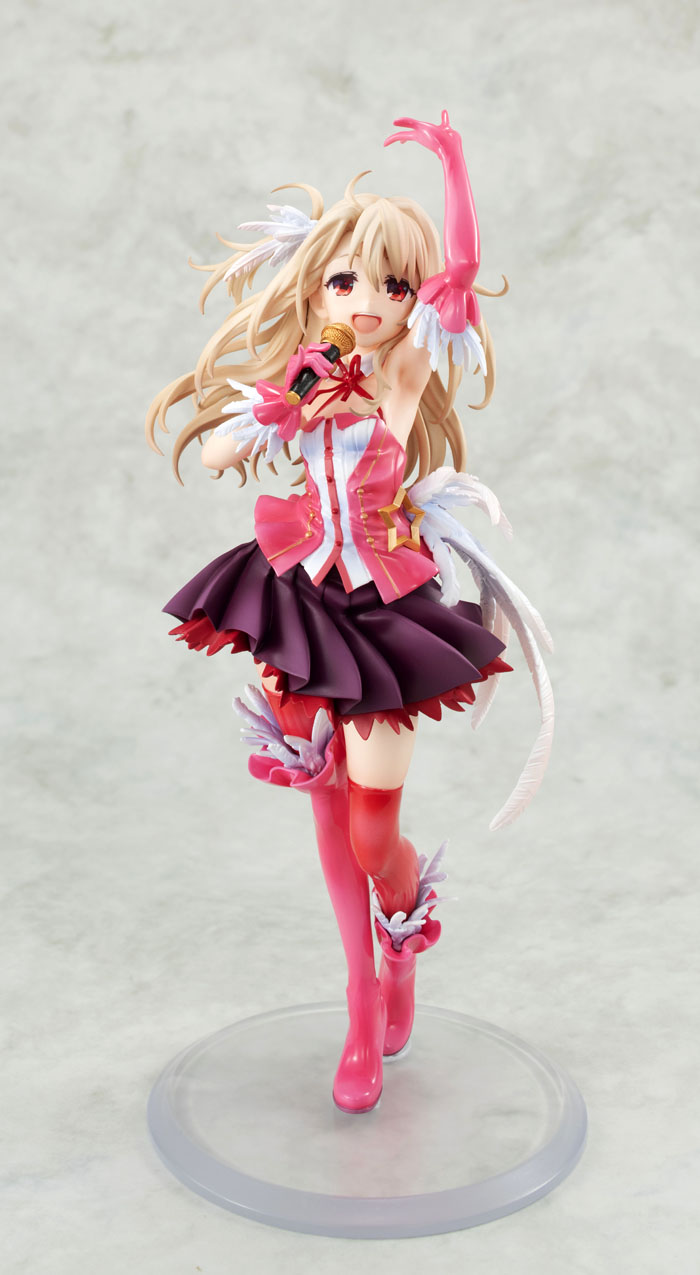 Fate/kaleid liner プリズマ☆イリヤ「イリヤスフィール・フォン・アインツベルン Prisma☆Klangfest Ver.」のフィギュア画像