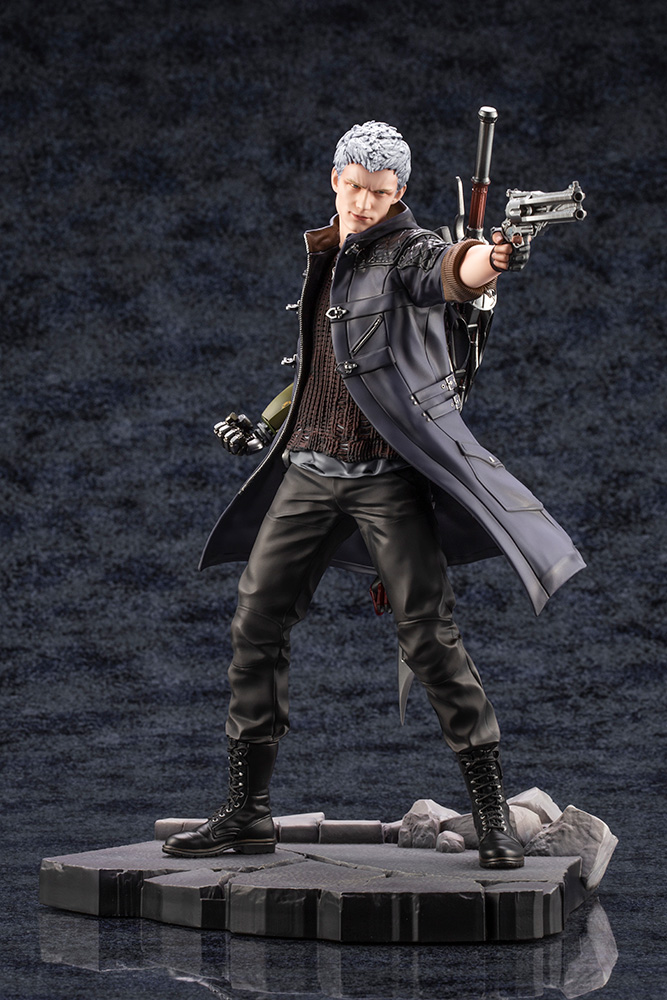 デビル メイ クライ 5「ARTFX J ネロ」のフィギュア画像