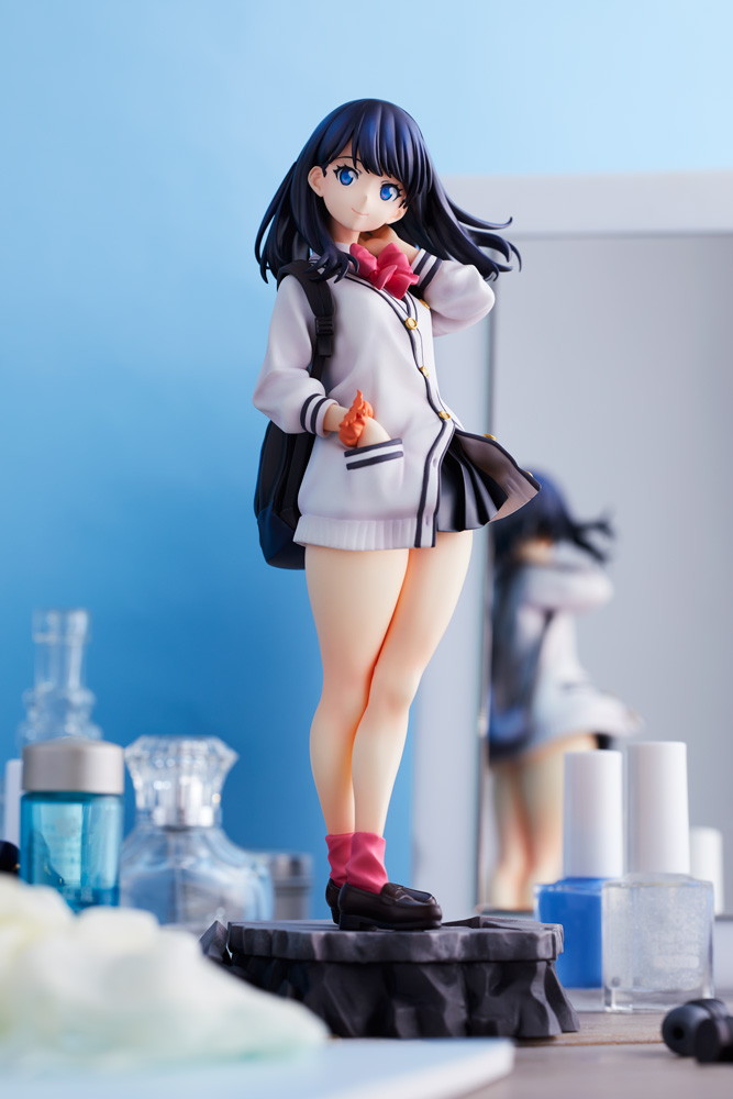 SSSS.GRIDMAN「宝多六花」のフィギュア画像