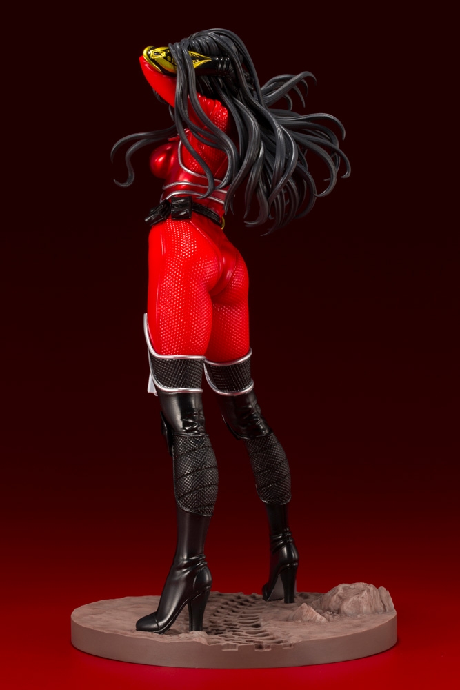 「G.I. JOE美少女 バロネス クリムゾンストライクチーム　限定版」のフィギュア画像