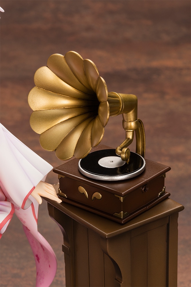 プリマドール「灰桜 初回生産限定版」のフィギュア画像