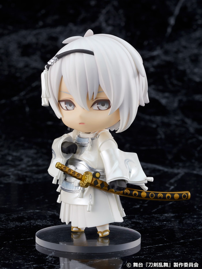 舞台『刀剣乱舞』悲伝 結いの目の不如帰「ねんどろいど 白い三日月宗近」のフィギュア画像