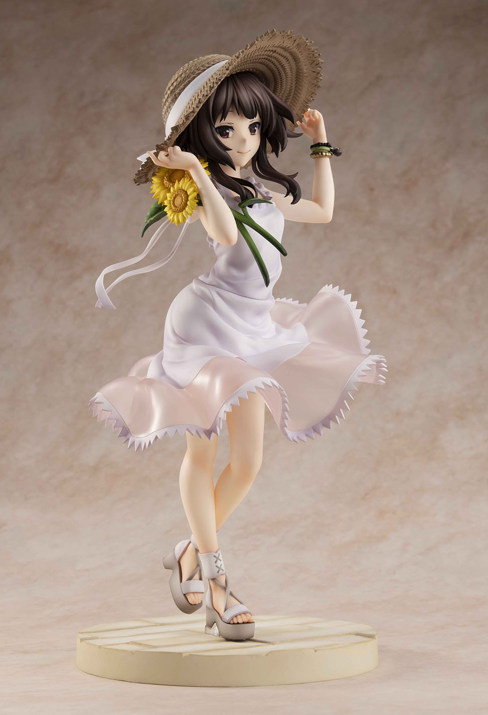 この素晴らしい世界に祝福を!紅伝説「めぐみん ひまわりワンピースVer.」のフィギュア画像