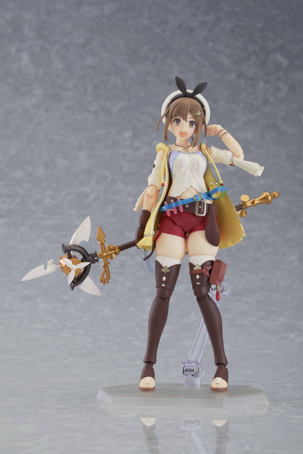 ライザのアトリエ ～常闇の女王と秘密の隠れ家～「figma ライザリン・シュタウト」のフィギュア画像