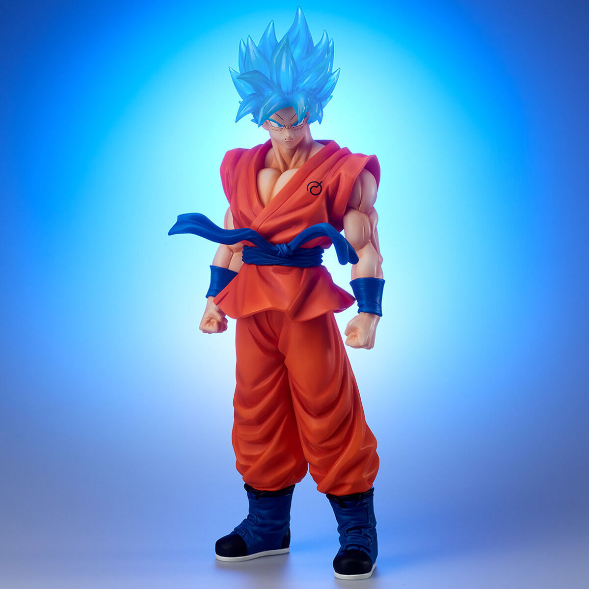 ドラゴンボール超「ギガンティックシリーズ 孫悟空(スーパーサイヤ人ゴッドスーパーサイヤ人) クリアVer.」のフィギュア画像