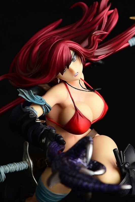 FAIRY TAIL「エルザ・スカーレット the 騎士 ver another color 黒鎧」のフィギュア画像