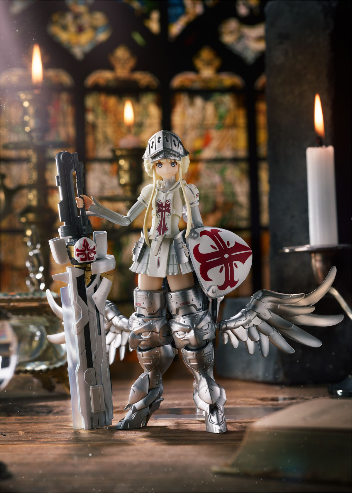 ゴッズオーダー「PLAMAX GO-01 神翼天空騎士 ユリ・ゴッドバスター」のフィギュア画像
