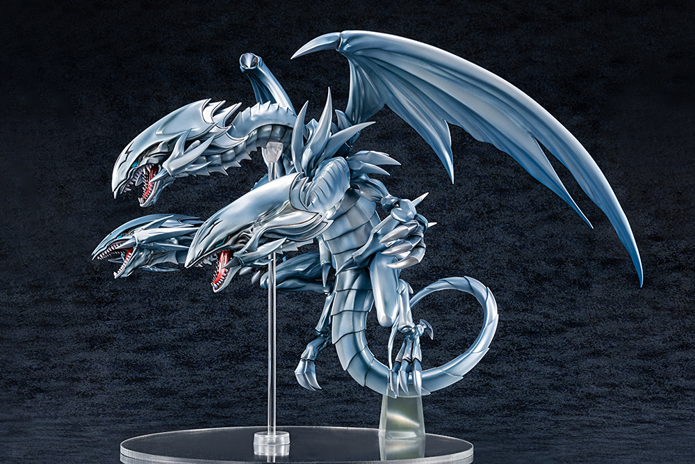 「遊☆戯☆王デュエルモンスターズ 青眼の究極竜」のフィギュア画像