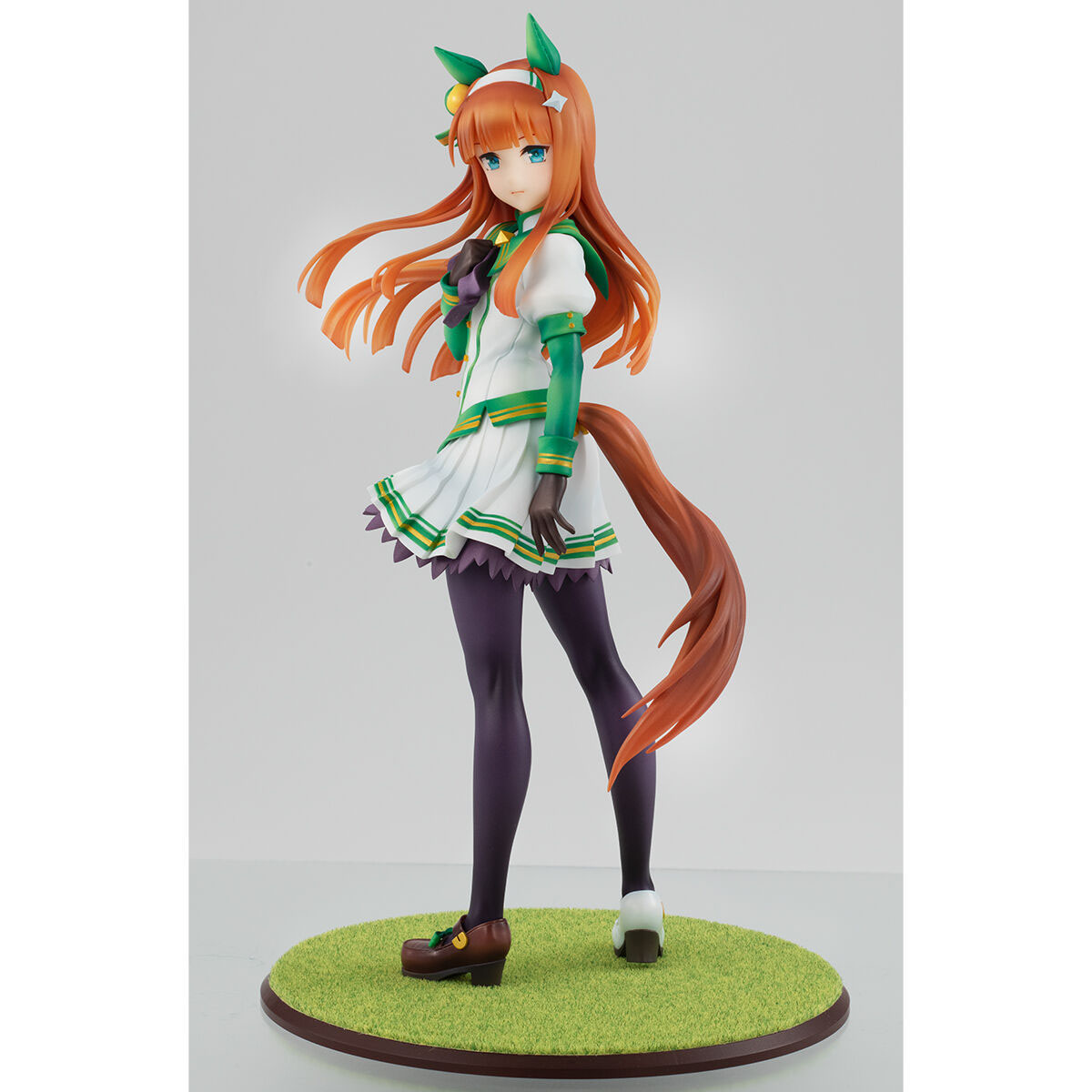 「Lucrea(ルクリア) ウマ娘 プリティーダービー サイレンススズカ」のフィギュア画像