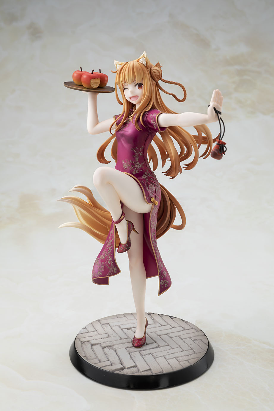 狼と香辛料「ホロ チャイナドレスver.」のフィギュア画像