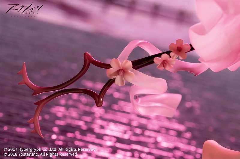 アークナイツ「エイヤフィヤトラ 夏の花弁 FA018 VER.」のフィギュア画像