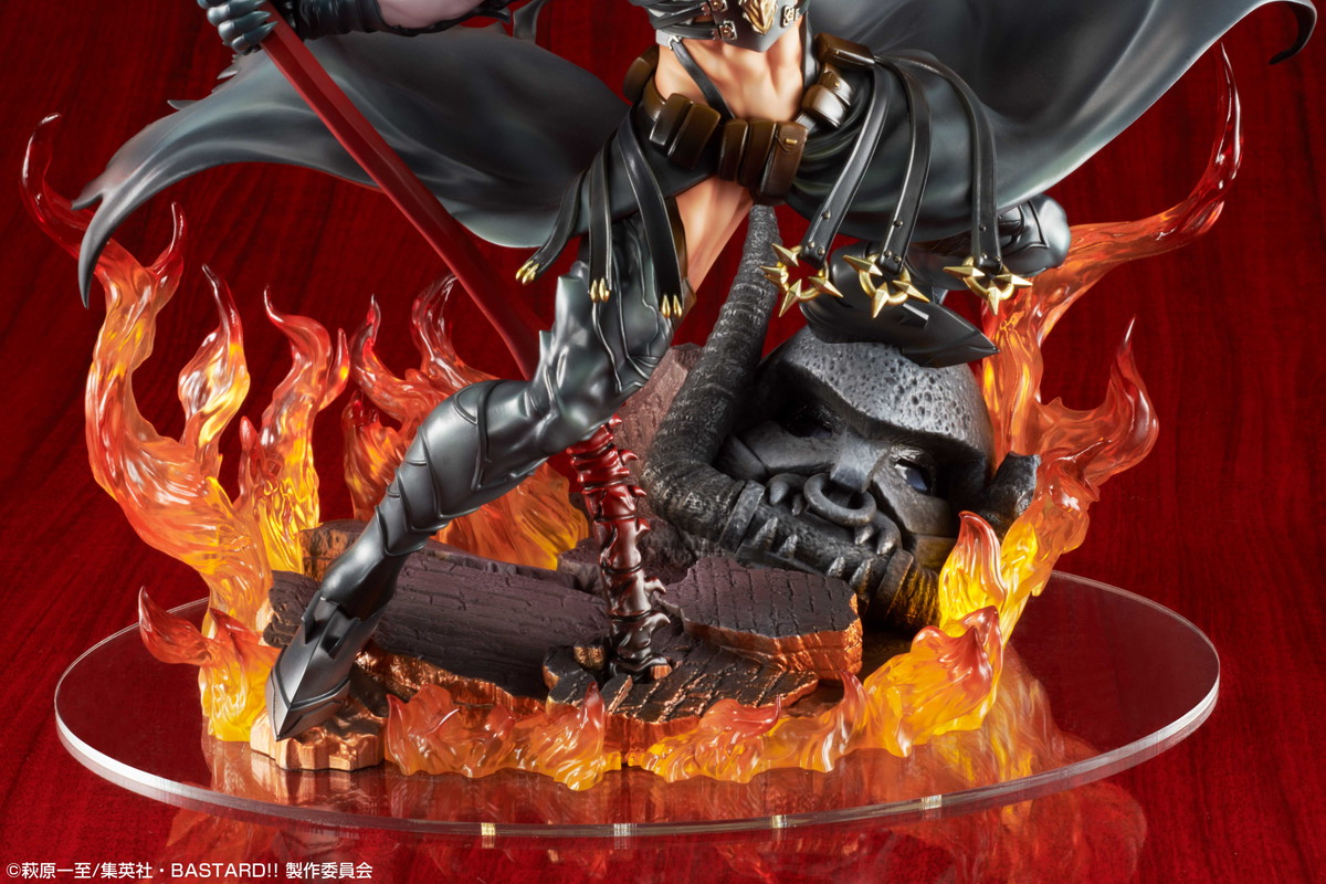 BASTARD‼－暗黒の破壊神－「ダーク・シュナイダー」のフィギュア画像