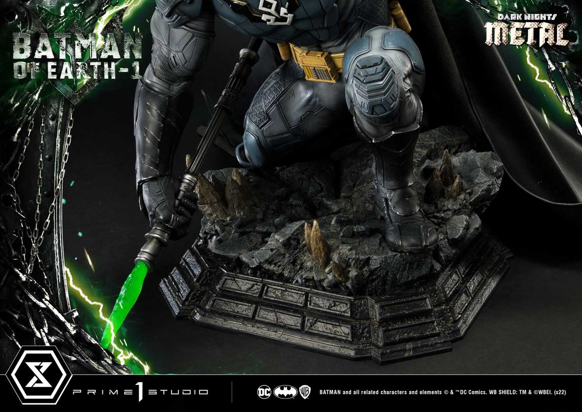 「ダークナイツ：メタル バットマン“Earth-1” DX版」のフィギュア画像