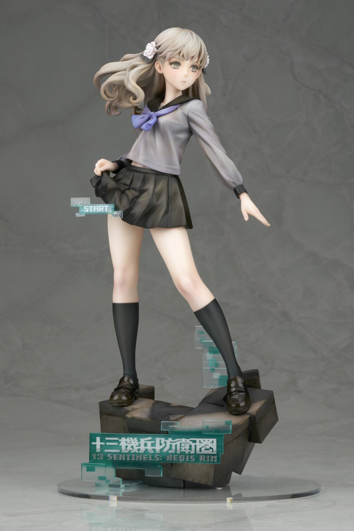十三機兵防衛圏「冬坂 五百里」のフィギュア画像