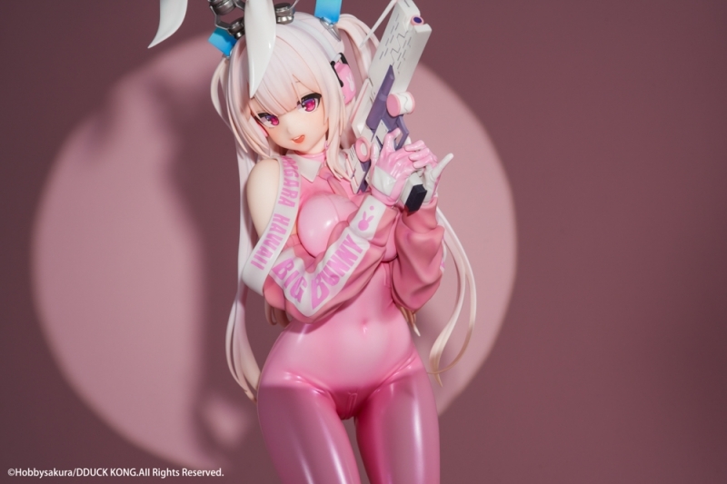 「Super Bunny Illustrated by DDUCK KONG」のフィギュア画像