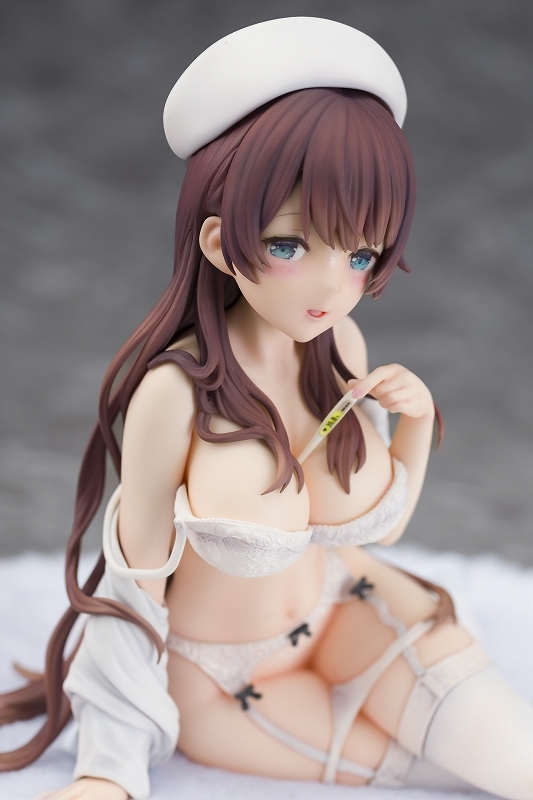 『ナースの！？夏帆さん「お熱測りましょーね」』のフィギュア画像