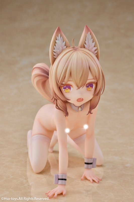 「キツネちゃん」のフィギュア画像