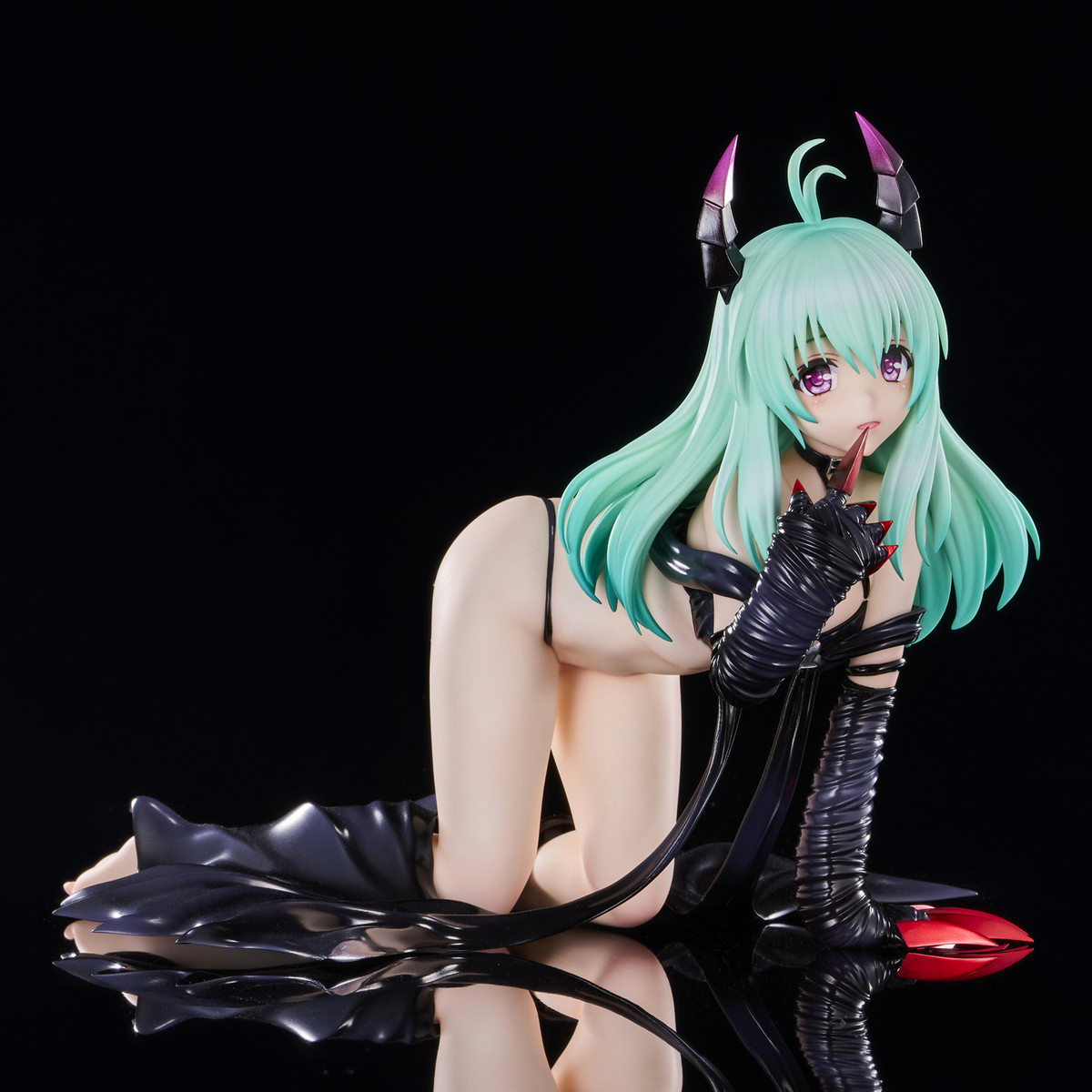 To LOVEる-とらぶる- ダークネス「ルン・エルシ・ジュエリア ダークネスVer.」のフィギュア画像