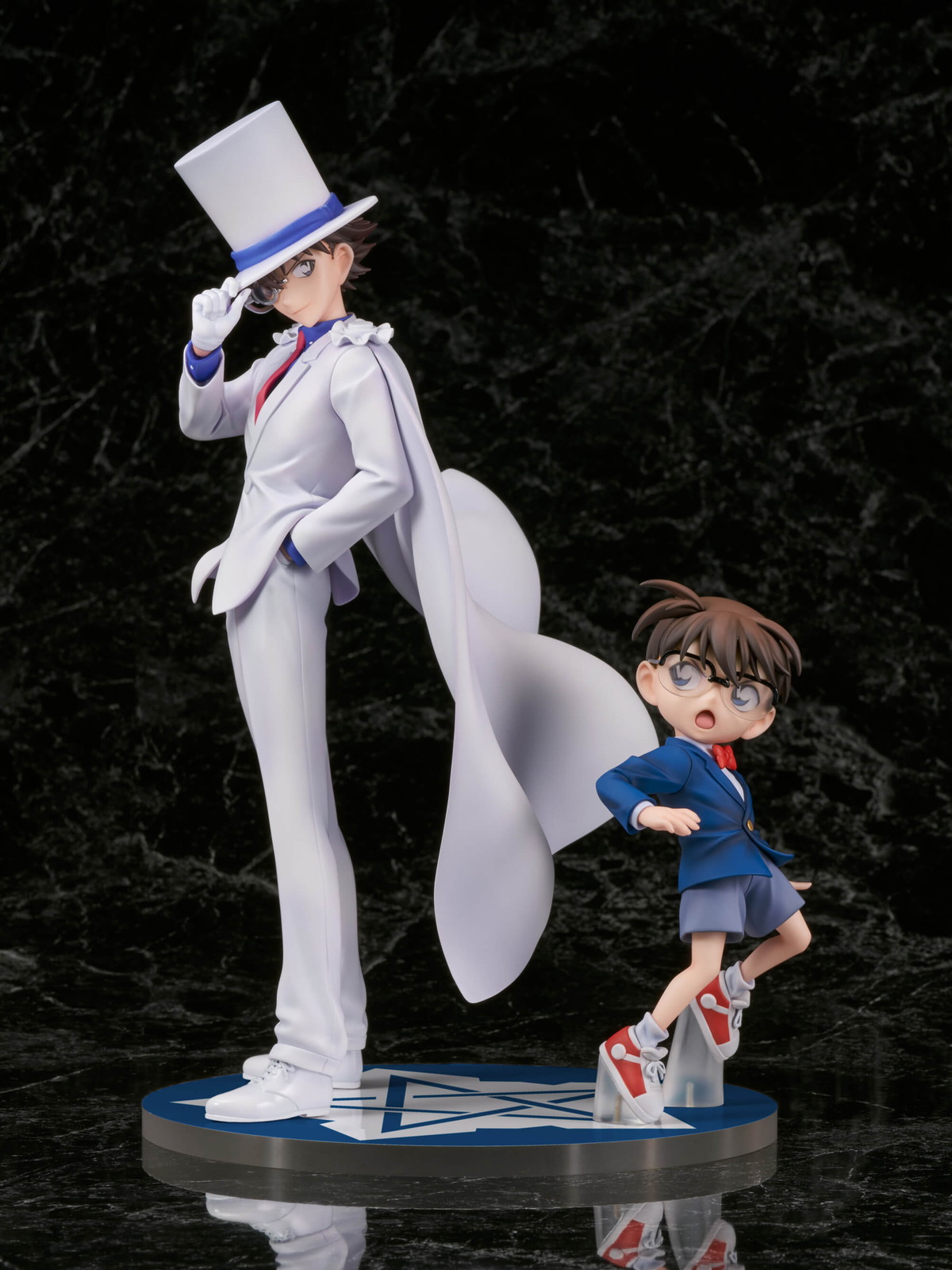 名探偵コナン「江戸川コナン＆怪盗キッド」のフィギュア画像