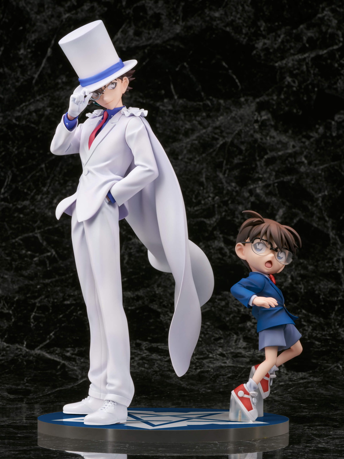 名探偵コナン「江戸川コナン＆怪盗キッド」のフィギュア画像