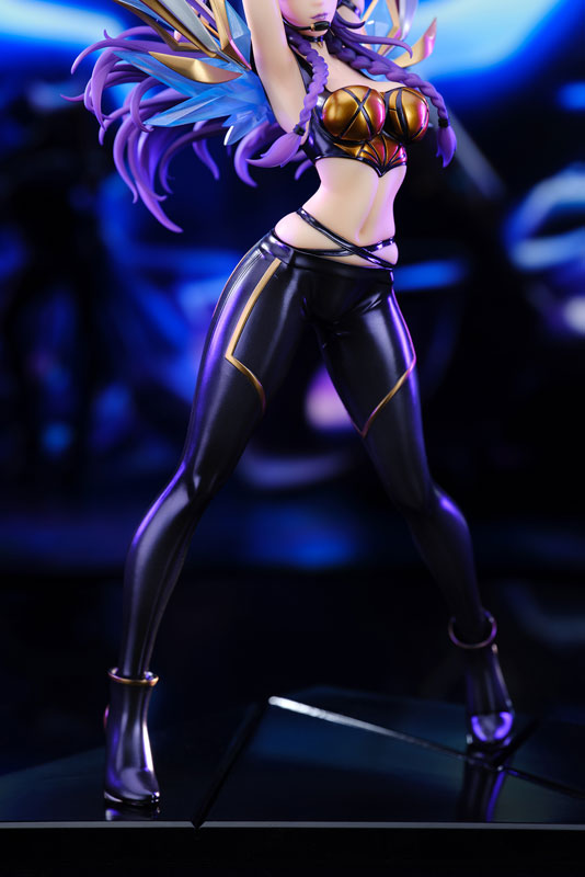 リーグ・オブ・レジェンド「K/DA カイ=サ」のフィギュア画像