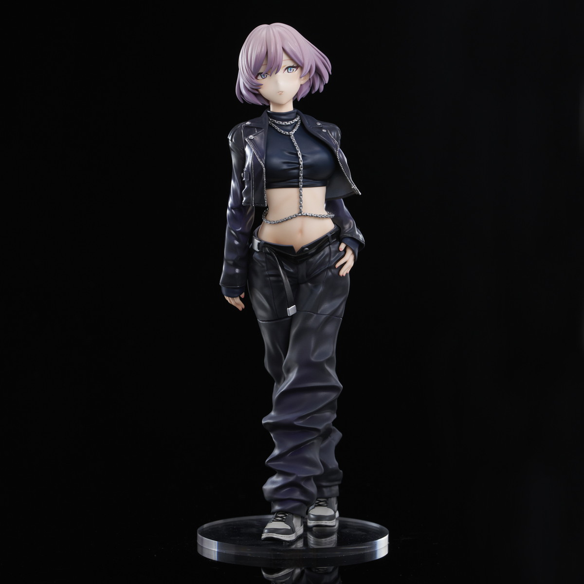 グリッドマンユニバース「ZOZO BLACK COLLECTION ムジナ」のフィギュア画像