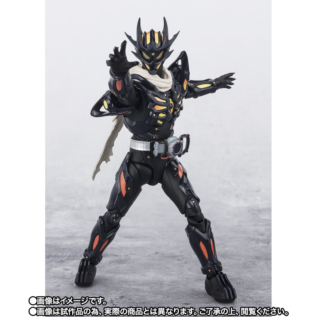 仮面ライダーガッチャード「S.H.Figuarts 仮面ライダードレッド零式」のフィギュア画像