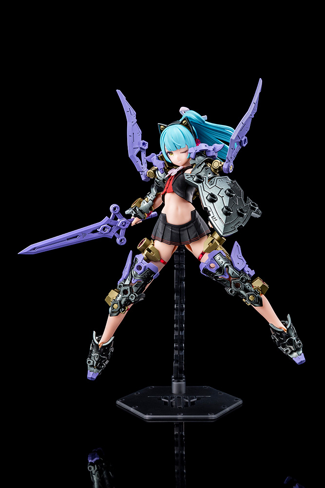 メガミデバイス「BUSTER DOLL ナイト DARKNESS CLAW」のフィギュア画像