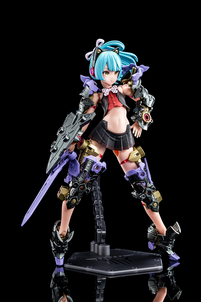 メガミデバイス「BUSTER DOLL ナイト DARKNESS CLAW」のフィギュア画像