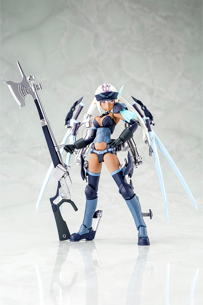 武装神姫「猟兵型エーデルワイス リペイントカラーバージョン」のフィギュア画像