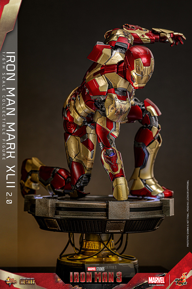 アイアンマン3「アイアンマン・マーク42（2.0版）」のフィギュア画像