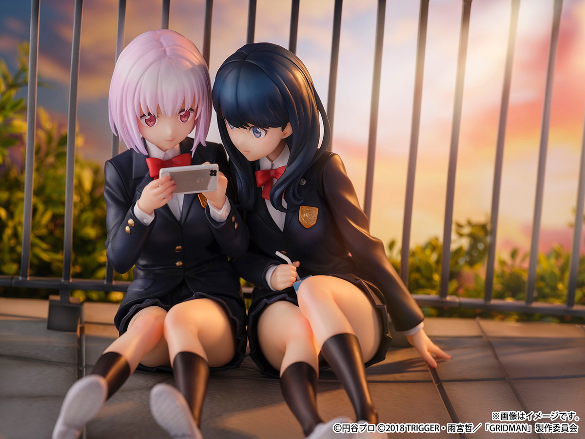 SSSS.GRIDMAN「新条アカネ＆宝多六花」のフィギュア画像