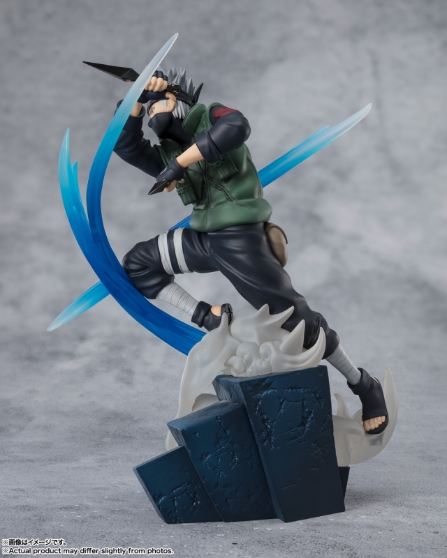 NARUTO-ナルト- 疾風伝「フィギュアーツZERO ［超激戦］はたけカカシ-かつての友との決着-」のフィギュア画像