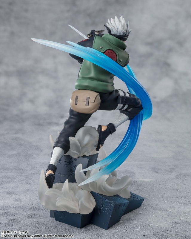 NARUTO-ナルト- 疾風伝「フィギュアーツZERO ［超激戦］はたけカカシ-かつての友との決着-」のフィギュア画像