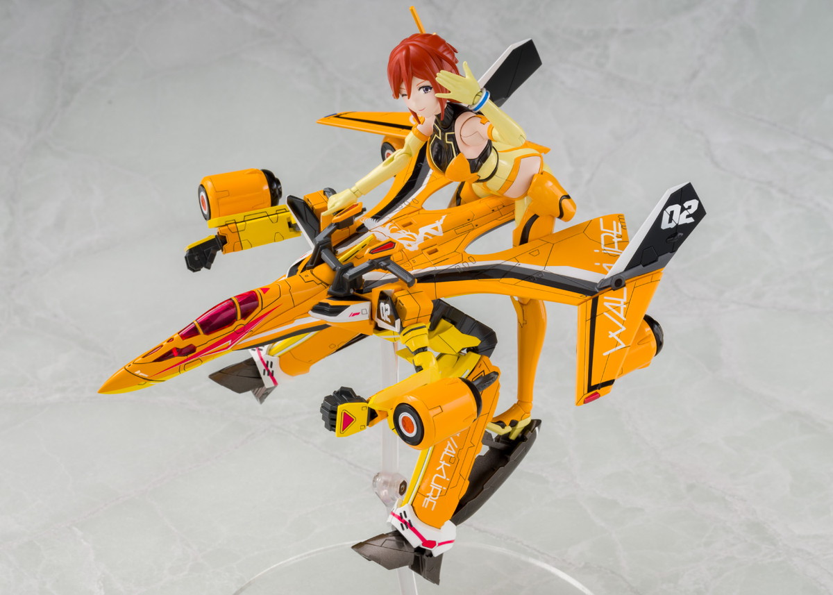 「V.F.G. No.MC-16 マクロスΔ VF-31J ジークフリード カナメ・バッカニア」のフィギュア画像