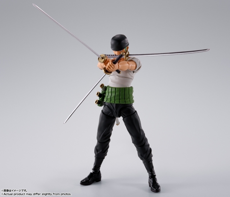 ONE PIECE「S.H.Figuarts ロロノア・ゾロ -冒険の夜明け-」のフィギュア画像