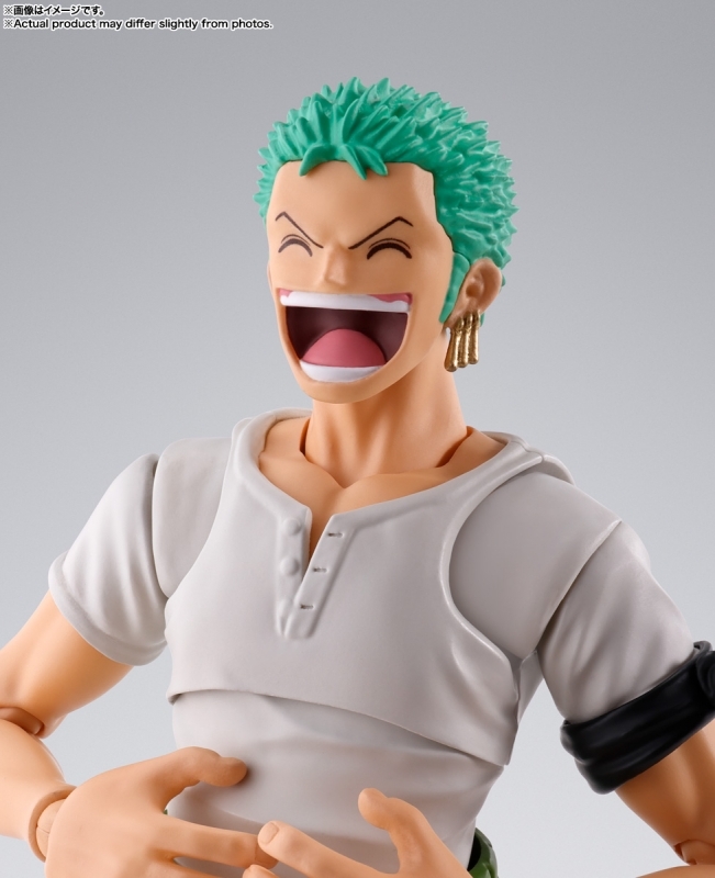 ONE PIECE「S.H.Figuarts ロロノア・ゾロ -冒険の夜明け-」のフィギュア画像