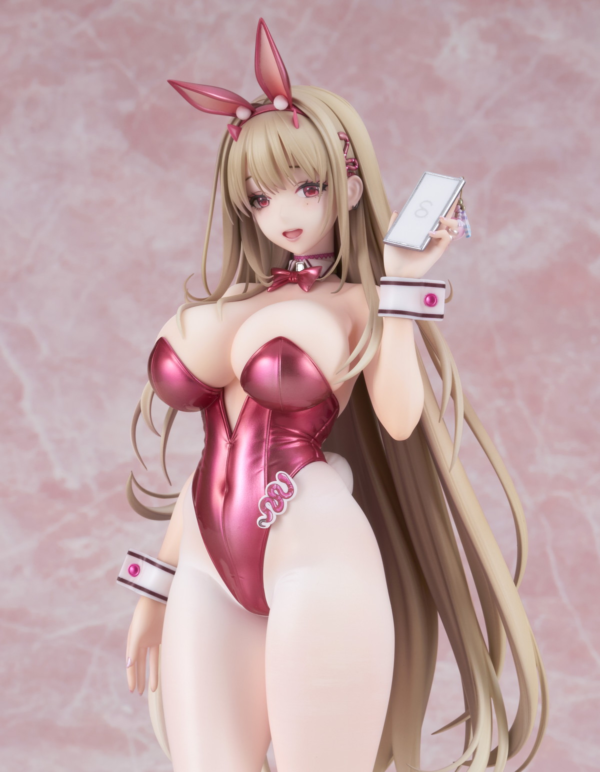 勝利の女神：NIKKE「バイパー：トキシックラビット」のフィギュア画像