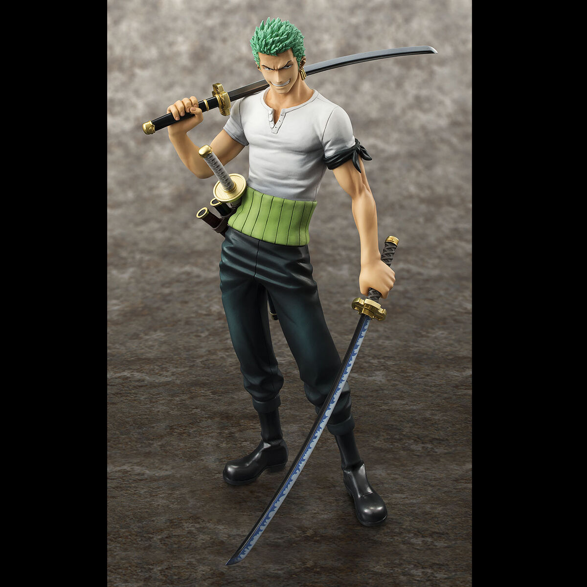 ONE PIECE「Portrait.Of.Pirates ワンピースNEO-DX ロロノア・ゾロ 10th LIMITED Ver. 【限定復刻版】」のフィギュア画像