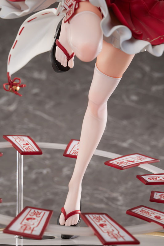 東方Project「永遠の巫女 博麗霊夢 豪華版」のフィギュア画像