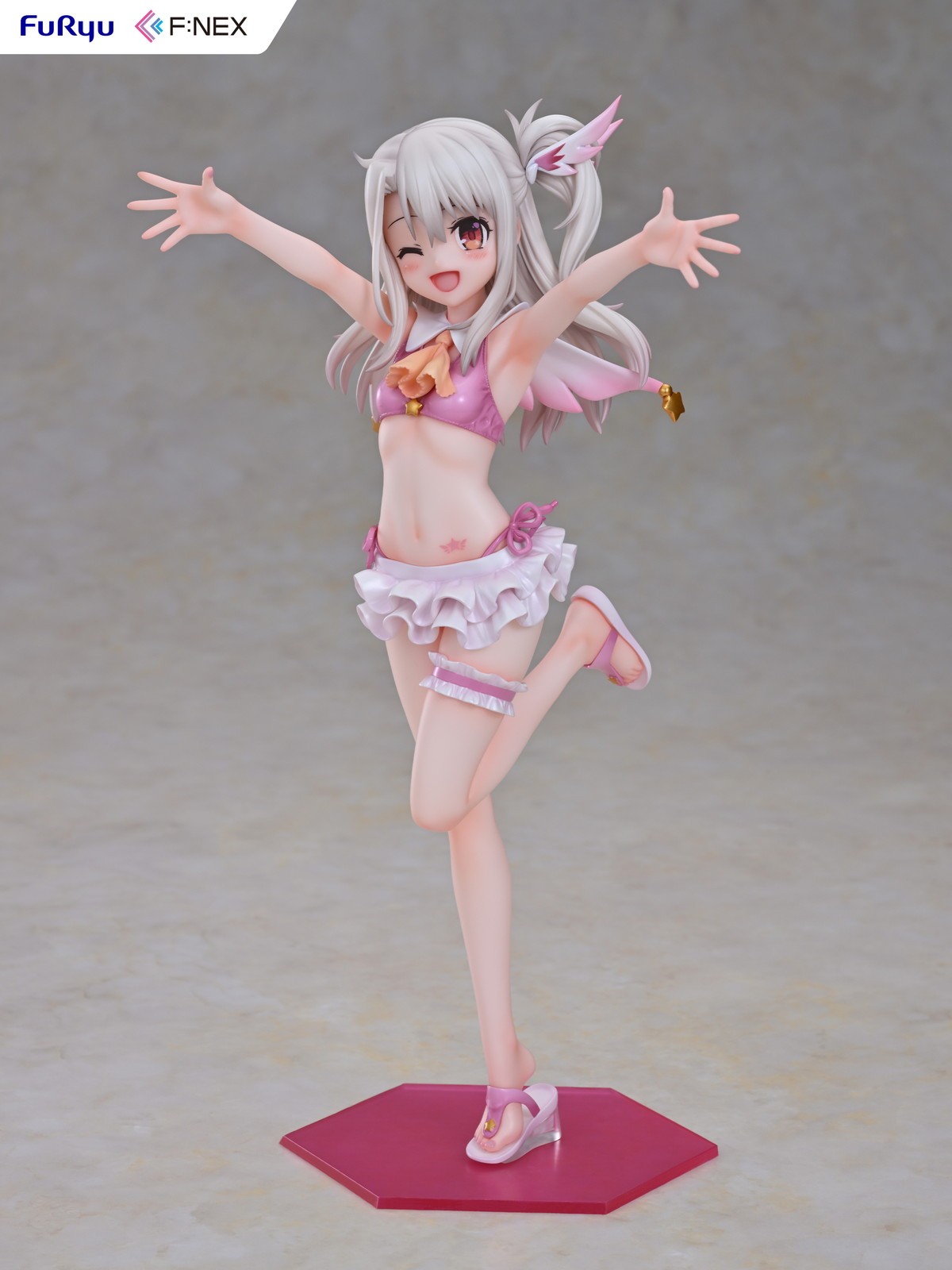 Fate/kaleid liner プリズマ☆イリヤ ツヴァイ！「イリヤスフィール・フォン・アインツベルン 水着 ver.」のフィギュア画像